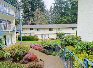 7919-7929 236th St SW #B5, Edmonds, WA 98026