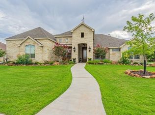 1938 Overhill Dr, San Angelo, TX 76904