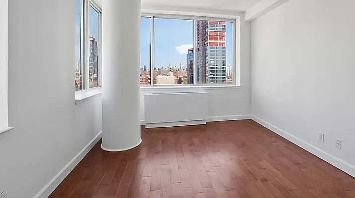 Rented by Dalan Rentals | media 20