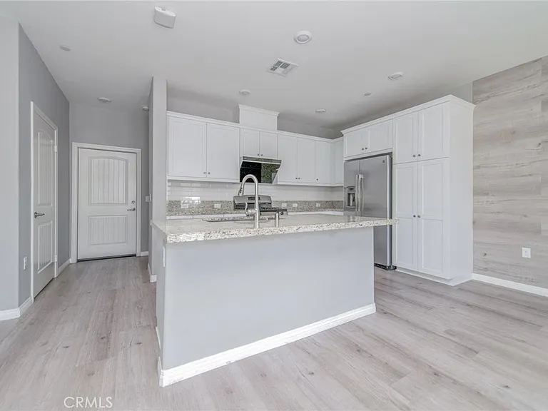 16039 Voyager Ave — Photo 9