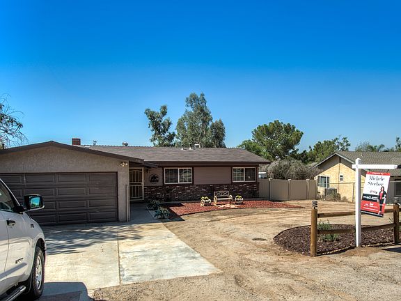 4th image of 2154 Corona Ave