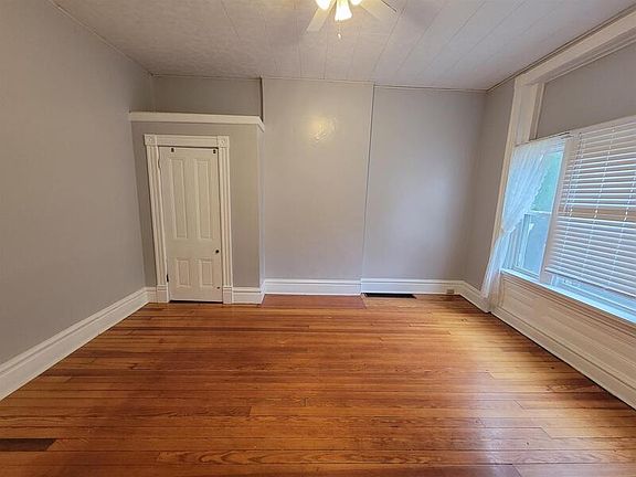 2nd image of 2007 Senate St #1F