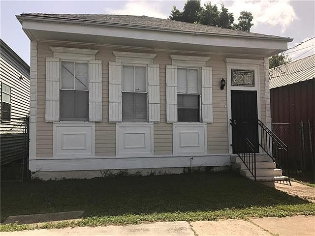 1st image of 2215 Washington Ave