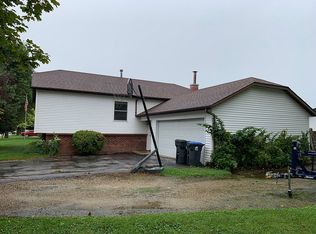 225 N 9th Ave, Winneconne, WI 54986