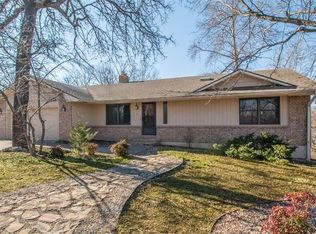 5 Churchill Dr, Gentry, AR 72715