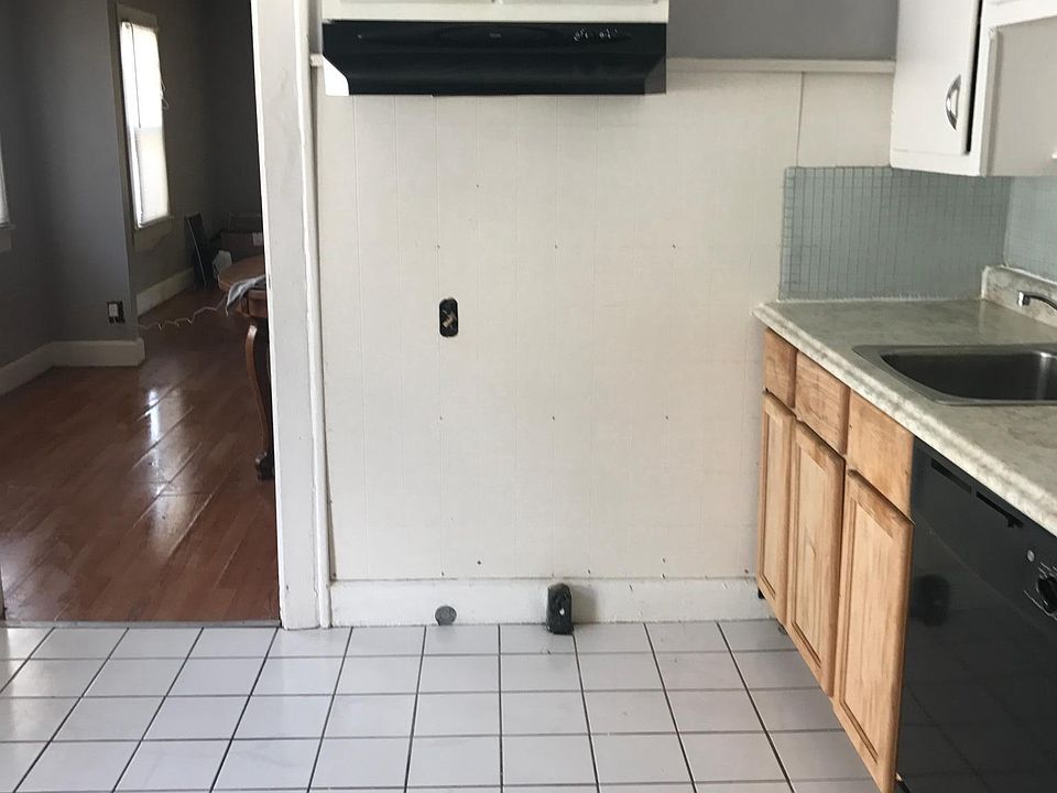 1st image of 968 N Bosart Ave