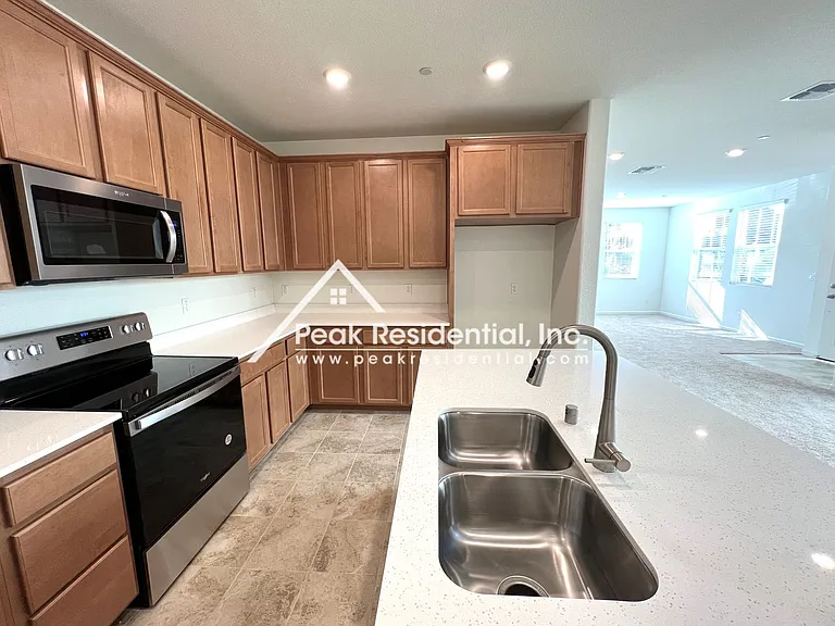 7949 Arcadia Dr — Photo 9