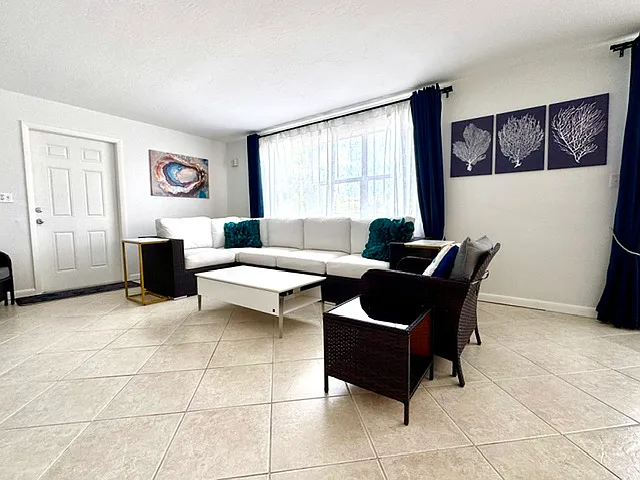 110 Ocean Dr #B — Photo 16