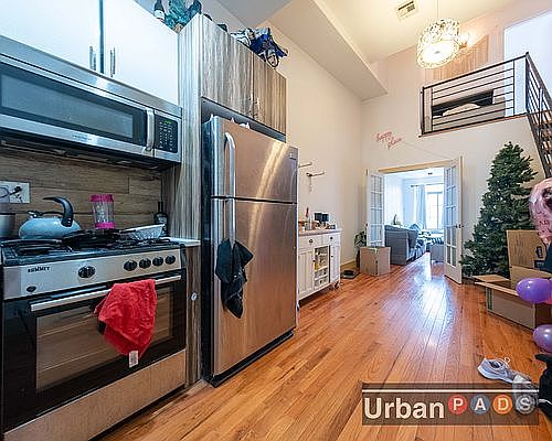 1st image of 218 Boerum St #4L