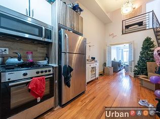 218 Boerum St #4L, Brooklyn, NY 11206