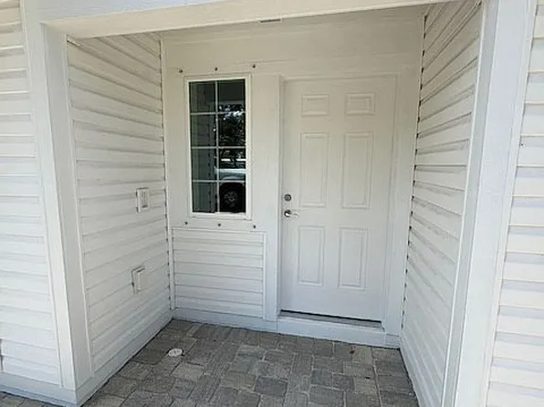 2525 6th Avenue Dr E, Bradenton, FL 34208