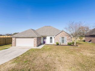38561 Redtail Dr, Prairieville, LA 70769