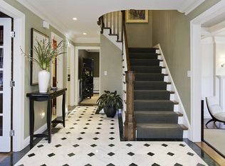 1140 W Roxbury Pkwy, Brookline, MA 02467