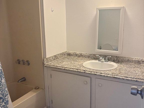4th image of 2152 GLEN GARDNER Drive