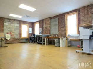 105 Jamaica Ave, Brooklyn, NY 11207