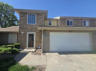 613 Seitz Ct, Junction City, KS 66441