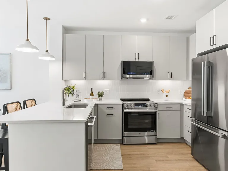 2454 Lafayette Rd #316 — Photo 5