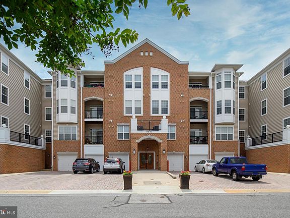 2nd image of 8601 Roaming Ridge Way Unit 304