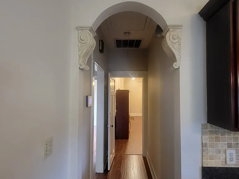 2748 Wisteria St — Photo 11