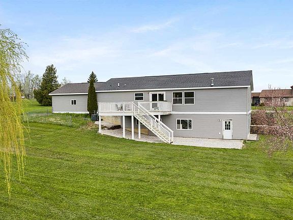 3rd image of 338 Boyer Rd