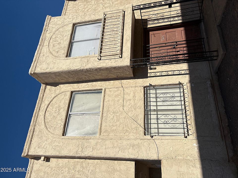 1st image of 5426 W LYNWOOD Street