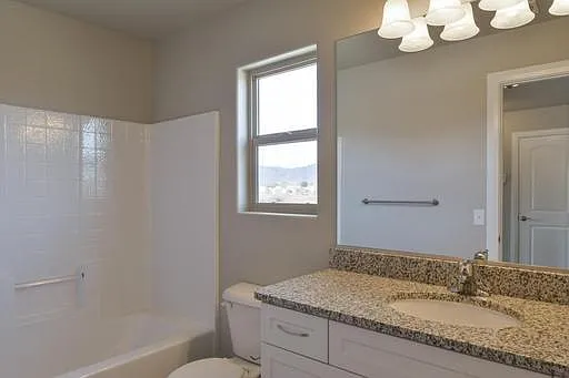 Bella Vista Dr — Photo 5
