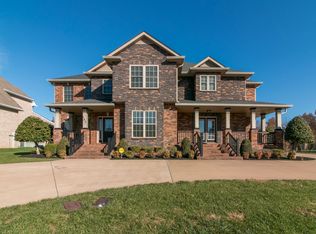 132 Roanoke Station Cir, Clarksville, TN 37043