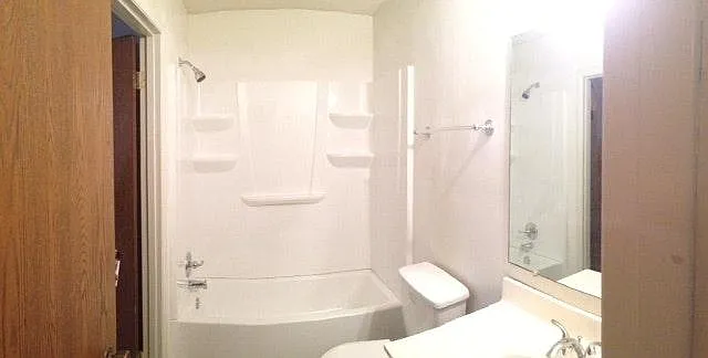 219 Woodhaven Dr — Photo 5