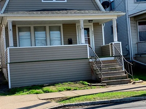 887 Scott St, Wilkes Barre, PA 18705