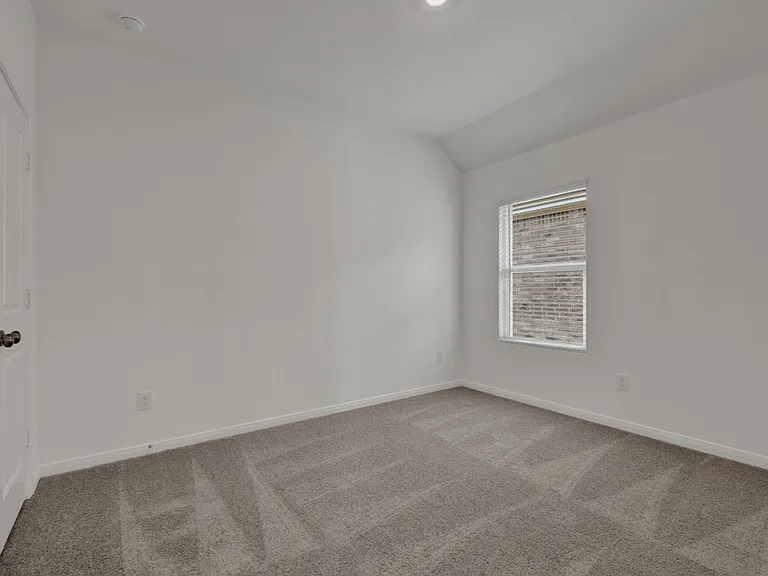 8929 James Bowie — Photo 20
