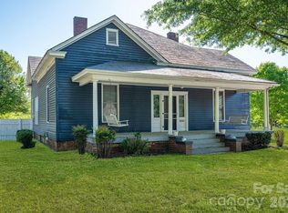 331 S Laurel St, Lincolnton, NC 28092
