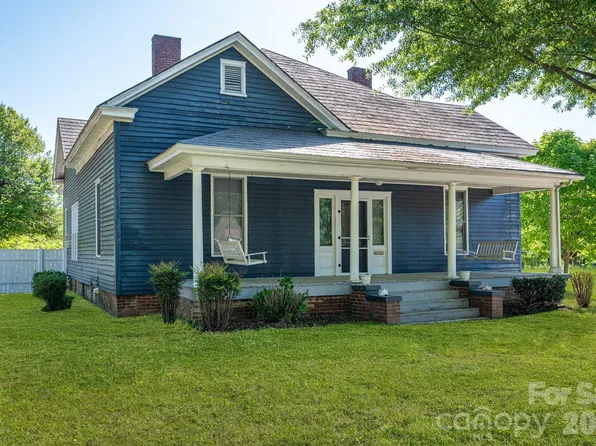 331 S Laurel St, Lincolnton, NC 28092