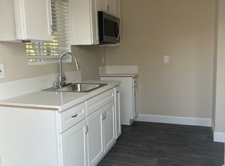 565 S Brierwood Ave, Rialto, CA 92376