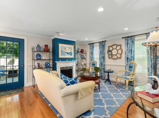 86 Liberty St #3, Danvers, MA 01923