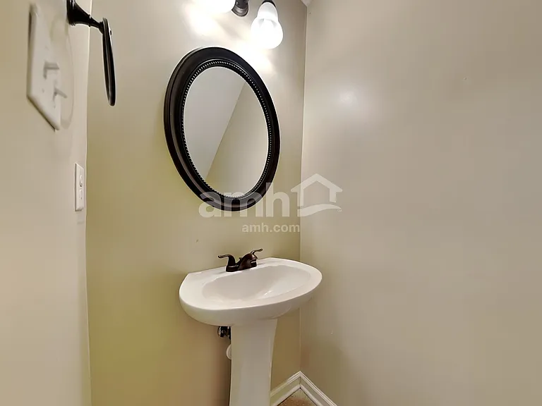 1246 Carlton Ridge Dr — Photo 20