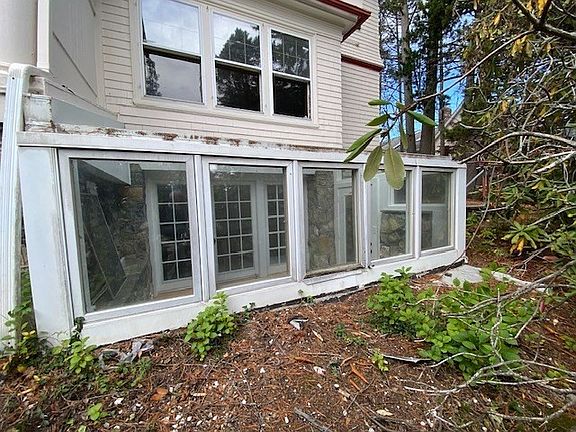 4th image of 56 Vinton St APT 1