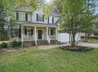 216 Powhatan Dr, Fuquay Varina, NC 27526