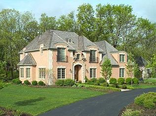 1100 Farlin Ct, Lake Forest, IL 60045