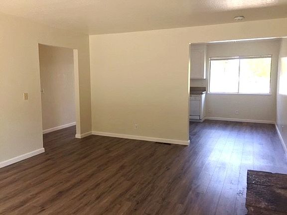 4th image of 2865 Ross Ave