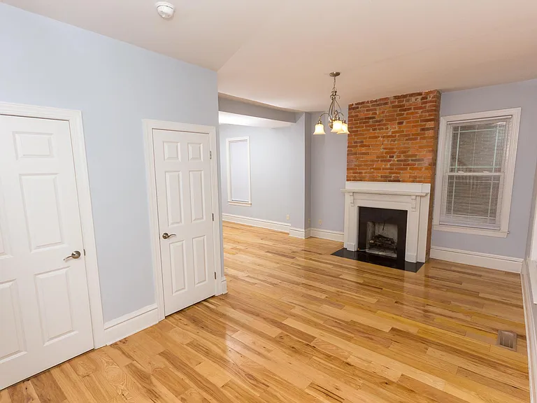 1157 Fair Ave — Photo 2