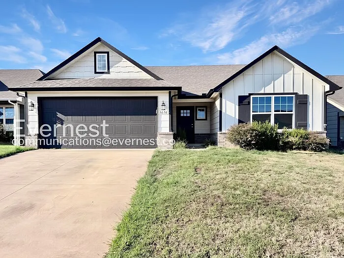 3 bed, 2.0 bath, 1487 sqft, $1,750 — Photo 1