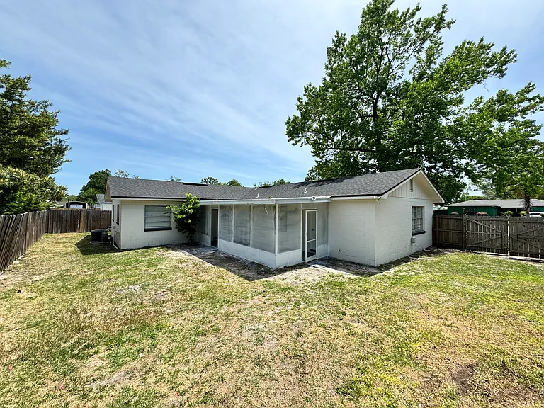 6116 Shakespeare Dr — Photo 5