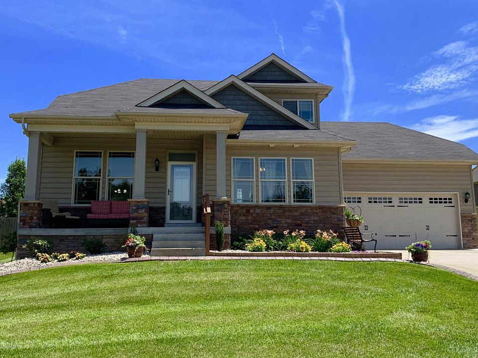 1st image of 406 Berger Farm Dr