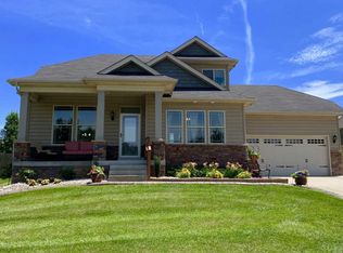 406 Berger Farm Dr, Mt Washington, KY 40047