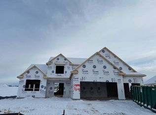 3809 White Oak WAY, Waukesha, WI