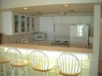 4th image of 401 Ocean Dr APT 1105