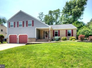 1 Wembley Dr, Mount Laurel, NJ 08054