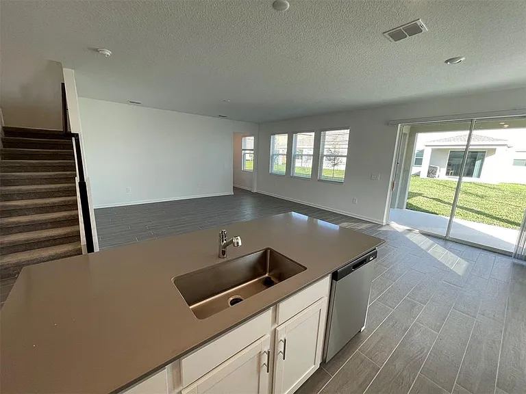 10163 Salt Point Dr — Photo 15
