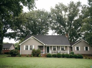 4356 Walnut St, Albertville, AL 35950