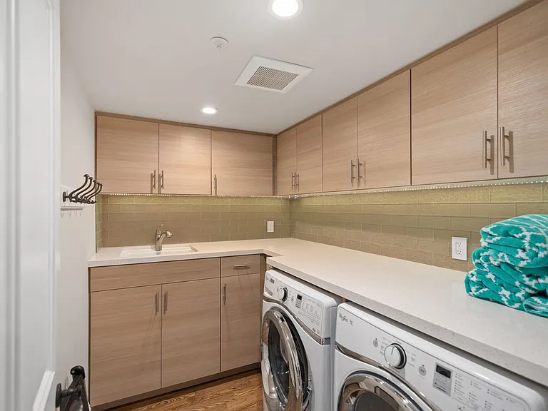 24536 Santa Clara Ave — Photo 31